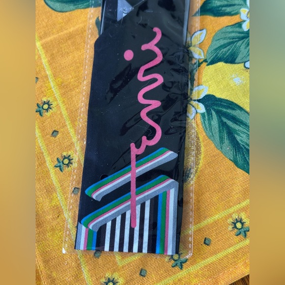 NWT HENRI BENDEL Whimsy Bendel Skinny Mini Bag Scarf Mint Condition - Picture 5 of 5